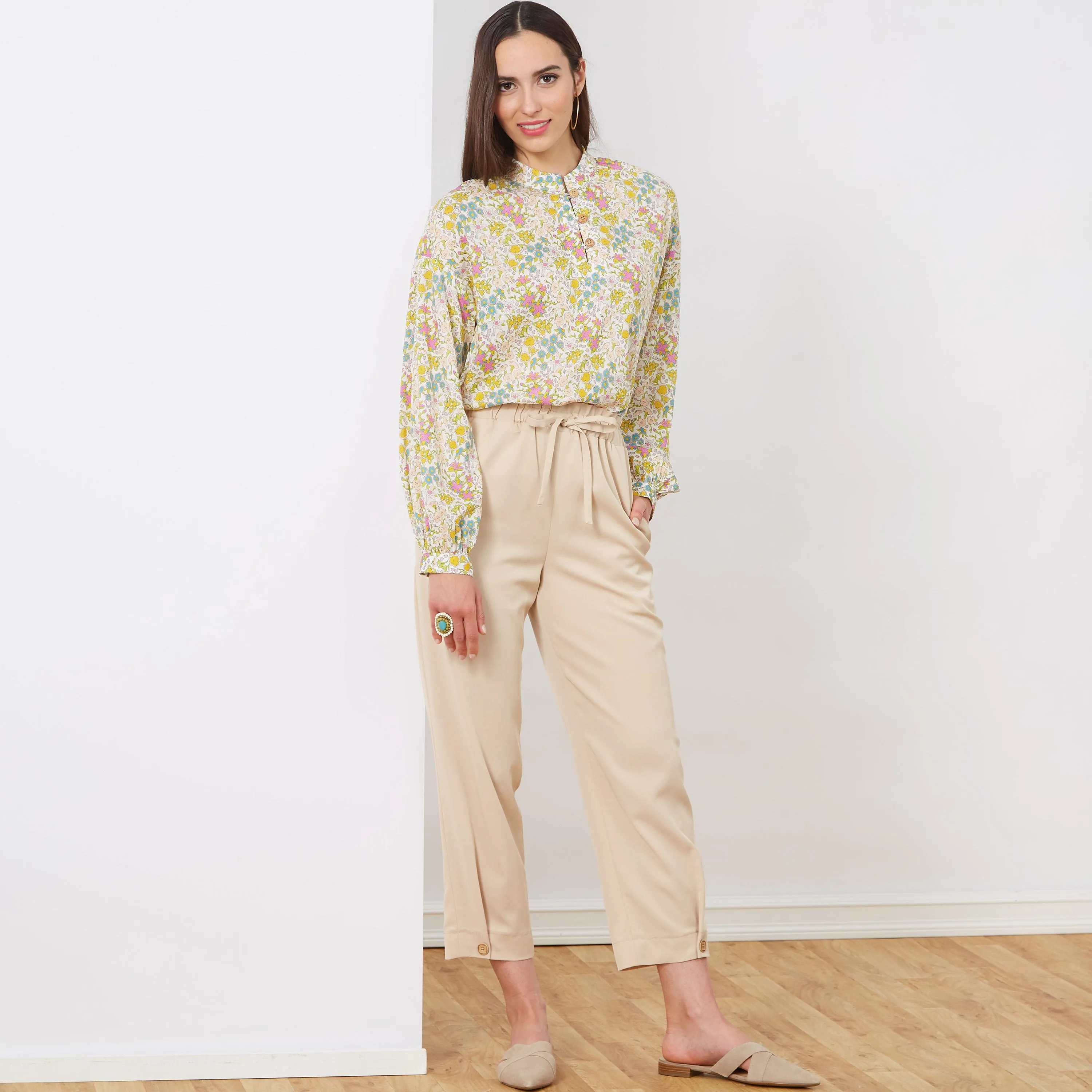 New Look Sewing Pattern N6704 - Misses' Top and Pull-On Pant